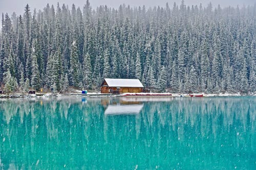 Cabin in the woods in winter